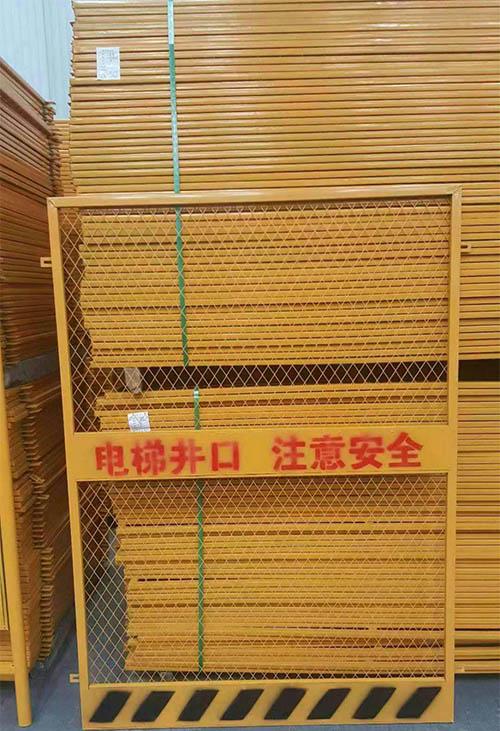 昆明邊坡防護網生產廠家-昆明邊坡防護網-朗沃絲網制造(查看)